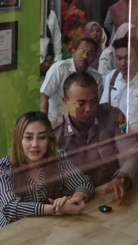 Jenderal Bintang Dua Atensi Ulah Istri Polisi Probolinggo Bentak Siswi Magang, Suami Disanksi Etik
