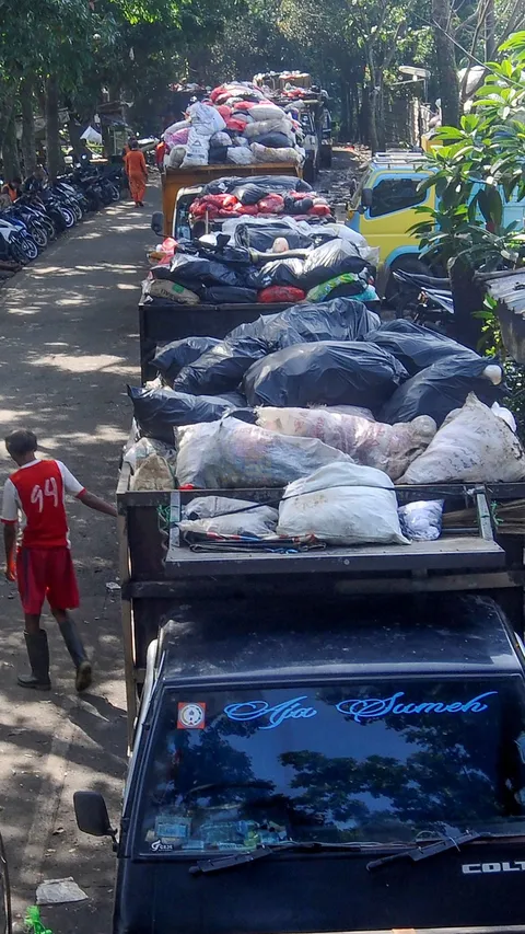 Kedapatan Buang Sampah Sembarangan, 30 Warga Yogyakarta Didenda Rp400 Ribu