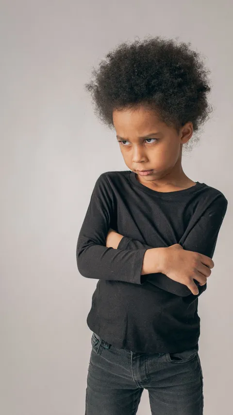 7 Cara Bantu Anak Mengelola Kemarahan dalam Diri