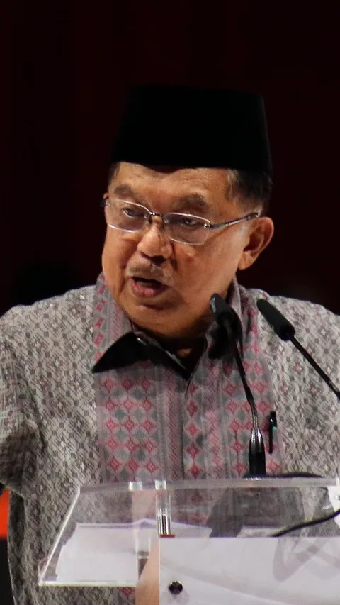Jusuf Kalla Turun Gunung, Dampingi Cak Imin Konsolidasi Relawan AMIN di Surabaya