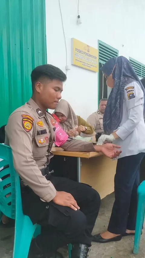 Polresta Pekanbaru Perhatikan Kesehatan Polisi Penjaga Gudang KPU