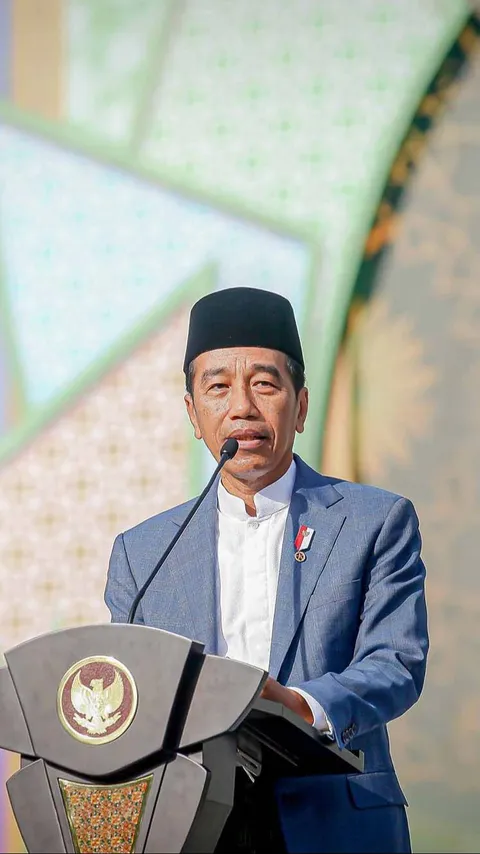 VIDEO: Jokowi Jawab Tegas Isu 15 Menteri Termasuk Sri Mulyani & Pak Bas Mau Mundur