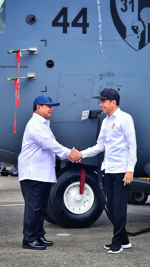 Ekspresi Prabowo saat Jokowi Sebut Presiden Boleh Ikut Kampanye dan Memihak
