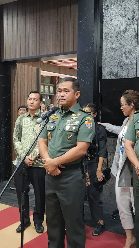 Erick Thohir Tunjuk Kasad Jenderal TNI Maruli Menantu Luhut Jadi Komut Pindad
