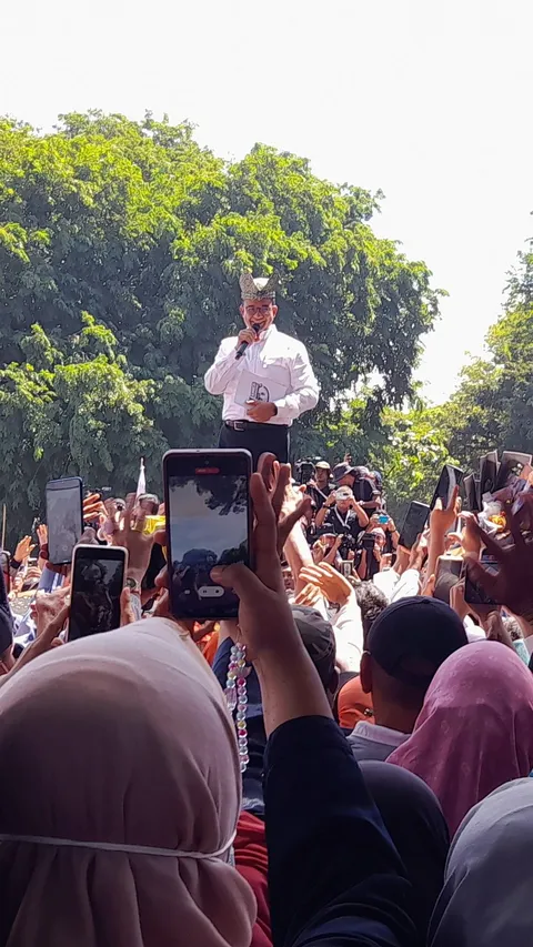 VIDEO: Pedas Anies Sindir Orang Berkhianat, Ceritakan Banyak Curhat Masyarakat di Padang