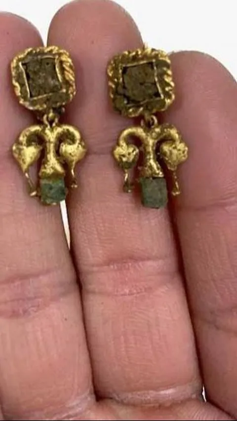 57 Makam Orang Kaya Romawi Ditemukan, Kerangka Masih Pakai Perhiasan Emas dan Sepatu Kulit Mahal