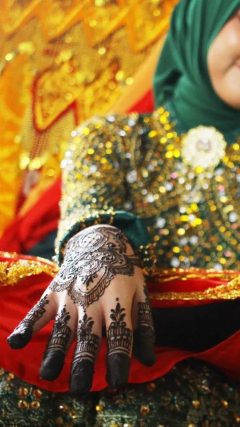 Merawat Tradisi Boh Gaca, Prosesi Melukis Inai Mempelai Wanita Aceh saat Pernikahan