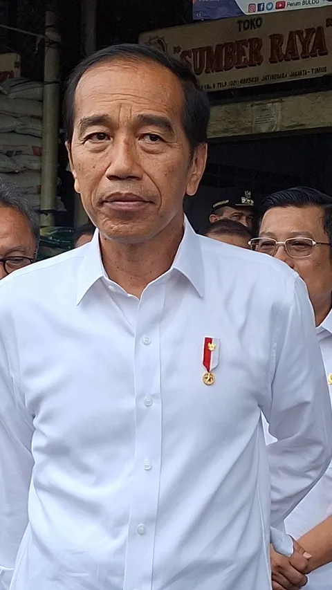 Jokowi Tegaskan Kelangkaan Beras Tak Ada Hubungan dengan Bantuan Pangan