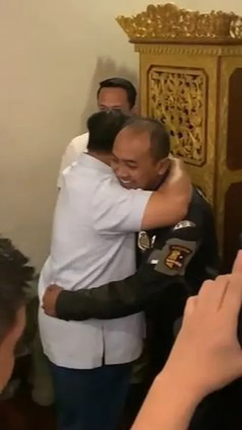 Momen Prabowo Subianto Ucapkan Terima Kasih pada Orang yang Selalu Mengawalnya, 