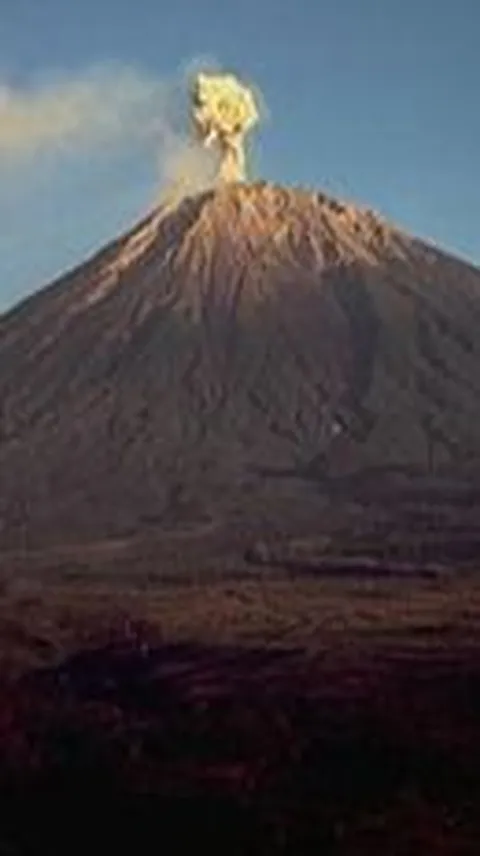 PVMBG: Gunung Semeru Sedang Tidak Baik-Baik Saja, Awan Panas dan Lahar Bisa Mencapai 17 Km