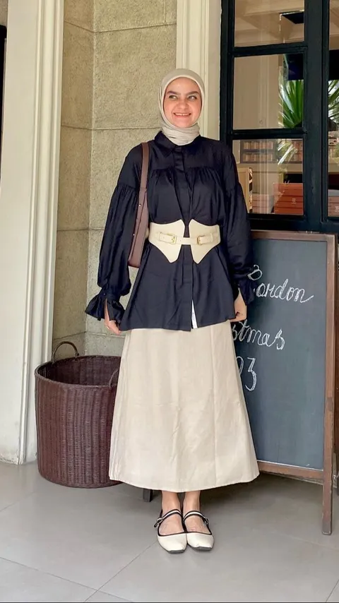Look Hijab Seru dengan Obi, Bikin Tubuh Berkesan Ramping