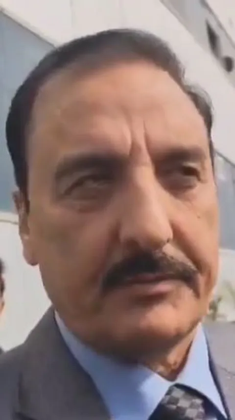 Akui Banyak Kecurangan Pemilu, Komisioner KPU Pakistan Mundur