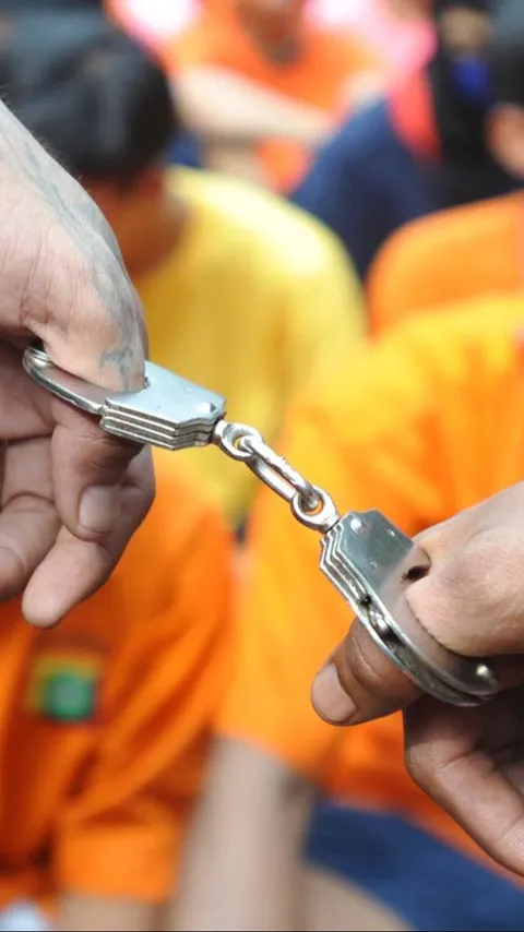 Polisi Kembali Tangkap 8 Tahanan yang Kabur dari Rutan Polsek Metro Tanah Abang