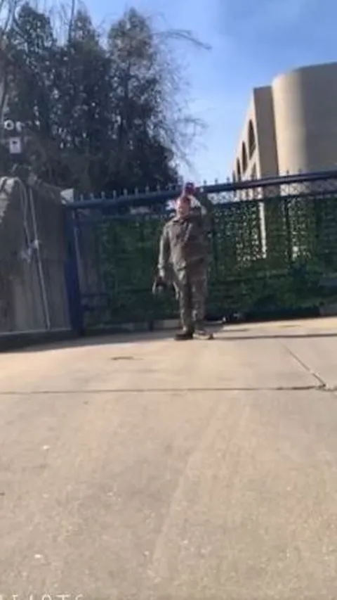VIDEO Tentara AS Bakar Diri di Depan Kedutaan Israel, Teriakan Terakhirnya "Free Palestine"!