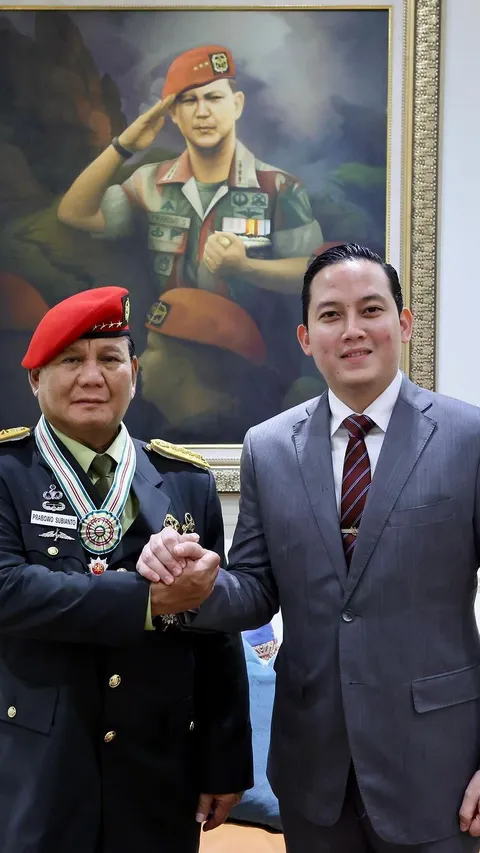 Tetap Kopassus, ini Potret Prabowo Subianto Pakai Baret Merah Usai Jadi Jenderal Bintang Empat