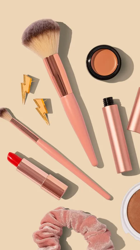 Cara Memilih Lipstik yang Cocok untuk Bibir Hitam Edisi Terbaru 2024