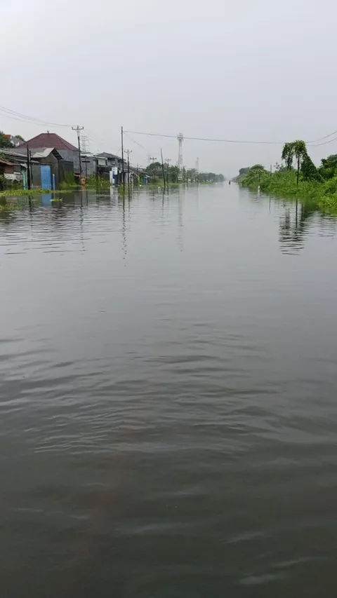 Dampak Banjir Semarang, KA Tujuan Jember Terlambat 6 Jam karena Harus Putar Rute