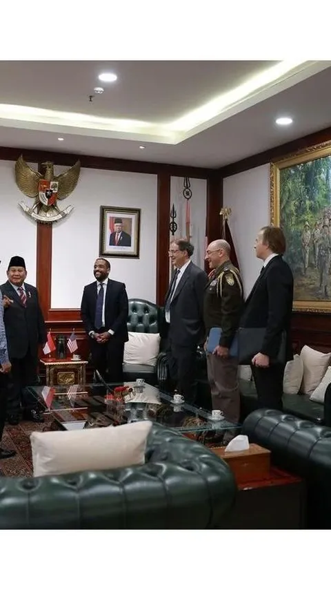 VIDEO: Utusan Presiden AS Joe Biden Antar Surat, Prabowo Hormat: Ini Isinya