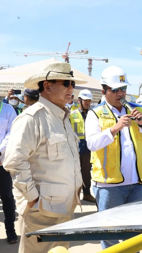 FOTO: Momen Prabowo Pantau Langsung Pembangunan Istana di IKN untuk Persiapan Upacara HUT RI