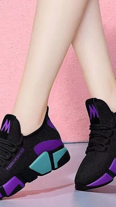 Trik Memilih Sepatu Sneakers untuk Anak Perempuan, Perhatikan Hal Ini Agar Tidak Menyesal