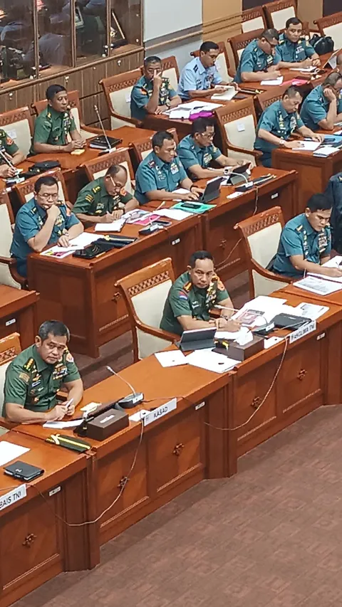VIDEO: Utut PDIP Beberkan Masalah Utama Panglima TNI & Kepala Staf soal Anggaran