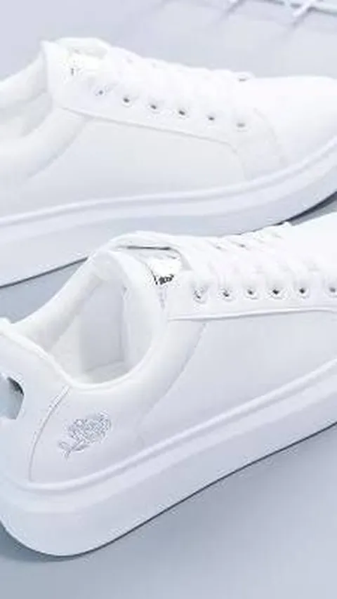 Cara Memilih Sneakers Putih untuk Pria, Pertimbangkan Ini Sebelum Membeli