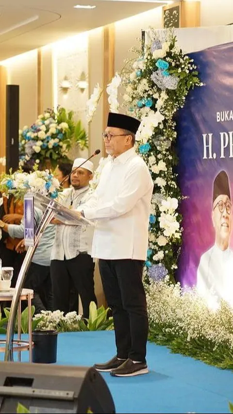 VIDEO: Zulhas Cerita Kader PAN Tak Percaya Prabowo Menang, Ingat Momen Pernah Sujud Syukur