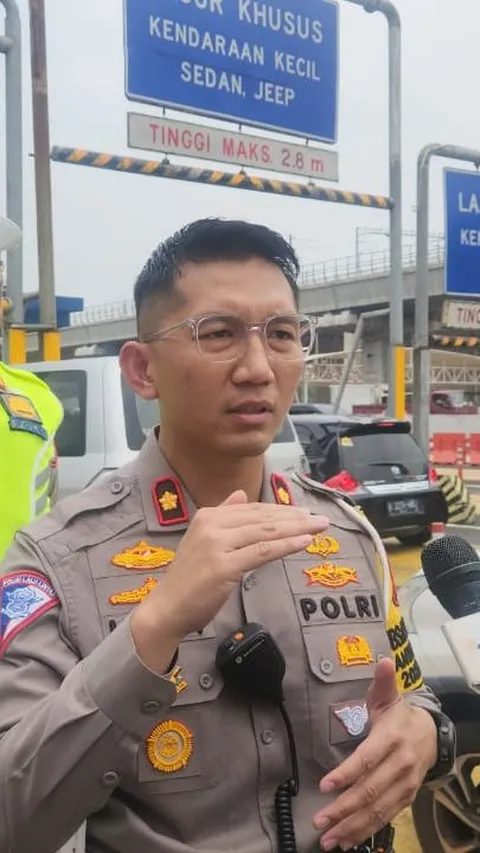 VIDEO: Polisi Ungkap Kronologi Lengkap Kecelakaan Beruntun, Truk Tabrak Lima Mobil di Tol Halim