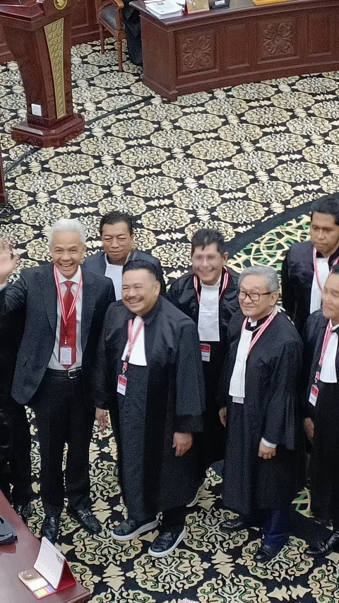 Tim Ganjar-Mahfud Beberkan Skema Nepotisme Jokowi Untuk Menangkan Prabowo-Gibran