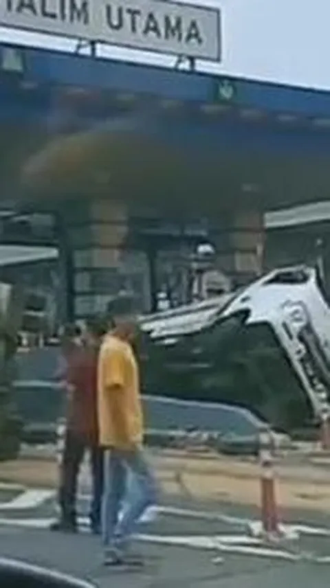 Pernyataan Sopir Truk Kecelakaan Beruntun di Gerbang Tol Halim, Bikin Geleng-geleng Kepala 