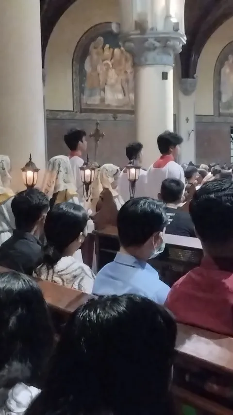 Ratusan Personel Polri Amankan Ibadah Paskah di Gereja Katedral dan Immanuel