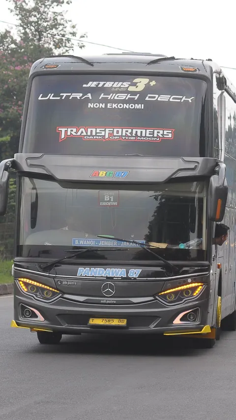 FOTO: Bus Nekat Pasang Klakson Telolet Siap-Siap Ditindak Tegas dan Didenda Rp 500 Ribu