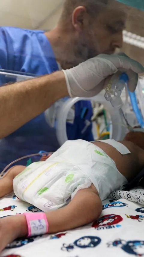 Kelaparan Akut dan Dehidrasi, Belasan Bayi Palestina Meninggal di Rumah Sakit