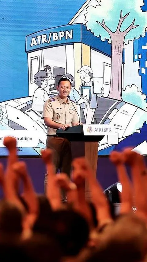 VIDEO: Menteri AHY Kaget Seragam Baru Dijahit Baliho Sudah Pakai Seragam Bintang Empat