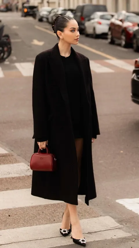 Mewah dan Berkelas, Intip Potret Cantik Alyssa Daguise Hadiri Event Lacoste di Paris Fashion Week