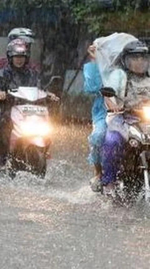 Waspada! Peringatan Dini Cuaca Ekstrem di Jakarta pada 8-14 Maret 2024