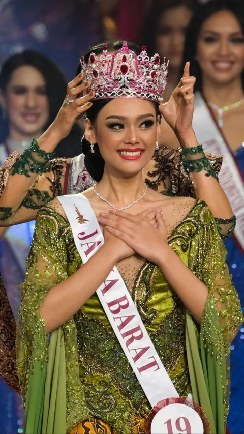 FOTO: Pesona Harashta Haifa Zahra dari Jawa Barat Pemenang Puteri Indonesia 2024