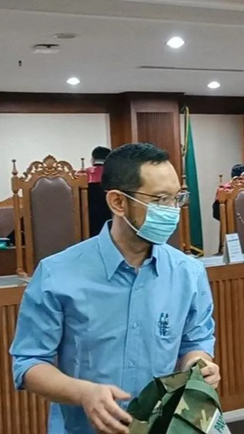 Eks Kepala Bea Cukai Makassar Andhi Pramono Divonis 10 Tahun Penjara & Denda Rp1 Miliar
