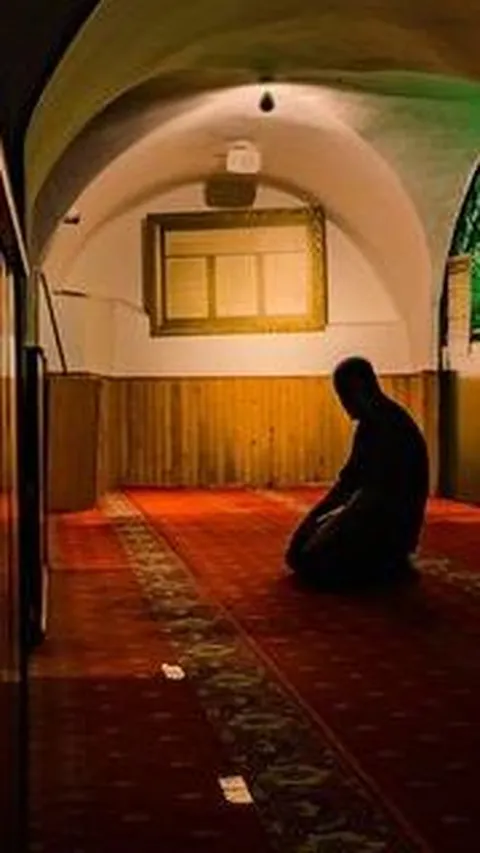 Doa untuk Orang Sakit Laki-laki Sesuai Syariat Islam, Lengkap Beserta Artinya