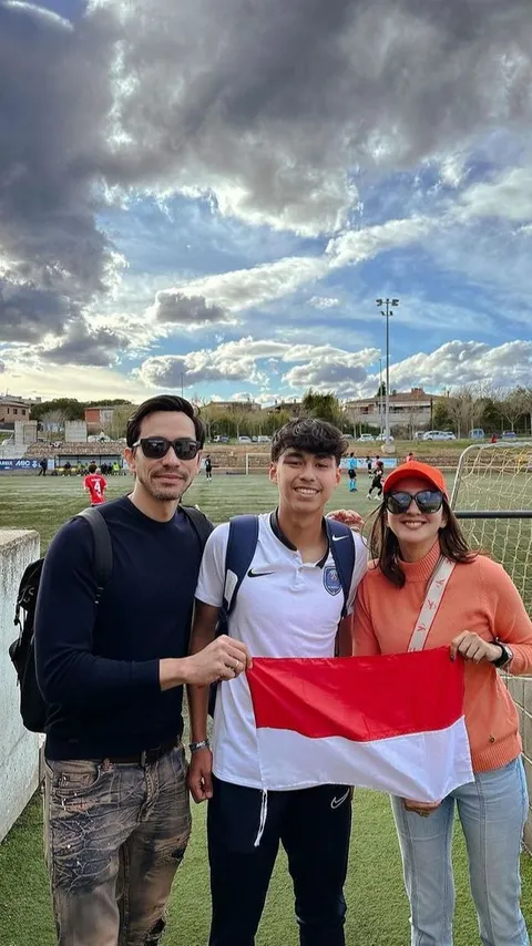 Bikin Bangga, 8 Foto Diego Anak Darius Sinathrya dan Donna Agnesia Berhasil Gabung Timnas Indonesia U-16