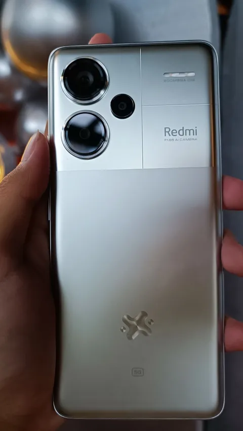 Xiaomi Rilis HP Redmi Note 13 Pro Plus 5G