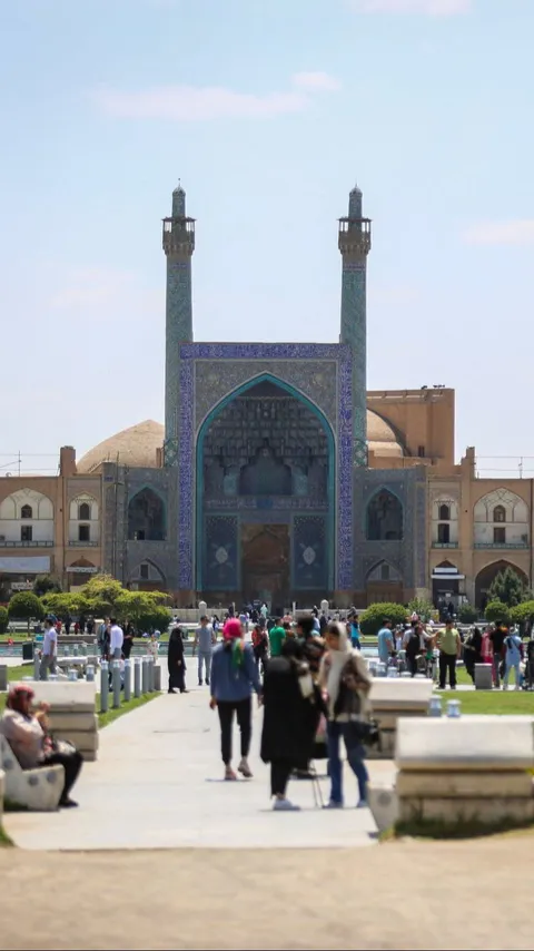 FOTO: Pesona Kota Isfahan yang Jadi Target Serangan Israel di Iran, Indah Bak Permata Persia