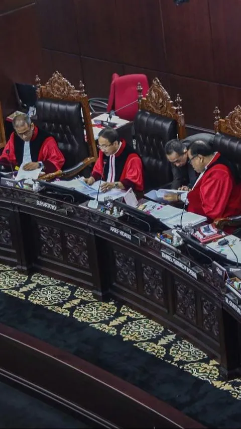 MK Nilai Kehadiran Mayor Teddy di Barisan Pendukung Prabowo saat Debat Capres Tidak Langgar UU