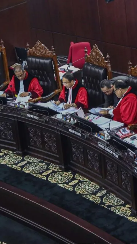 Hakim MK Arief Hidayat Sebut Presiden Memihak Paslon Tertentu: Mencederai Sistem Pemilu