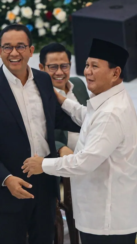 VIDEO: Momen Hangat Prabowo-Gibran Salaman dengan Anies & Cak Imin di KPU