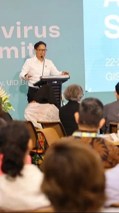 VIDEO: Kelakar Menkes "Presiden Jokowi Tak Pernah Sakit, Menteri Kesehatan Berhasil"
