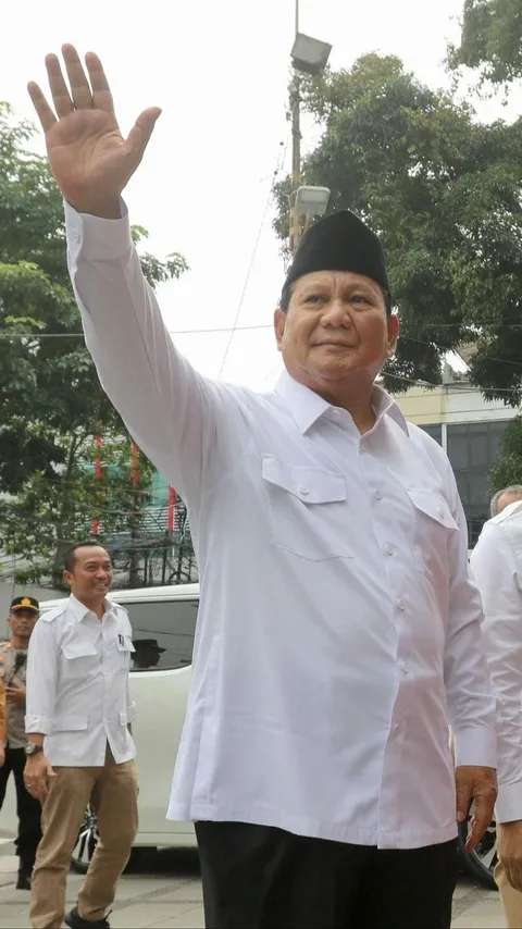 Prabowo Doakan Timnas Indonesia U-23 Menang Lawan Korea Selatan