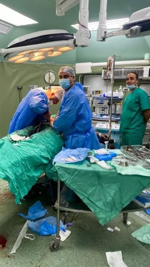 Dokter Ungkap Israel Sengaja Targetkan Anak-Anak di Gaza, Ditembak Sniper di Dada dan Kepala
