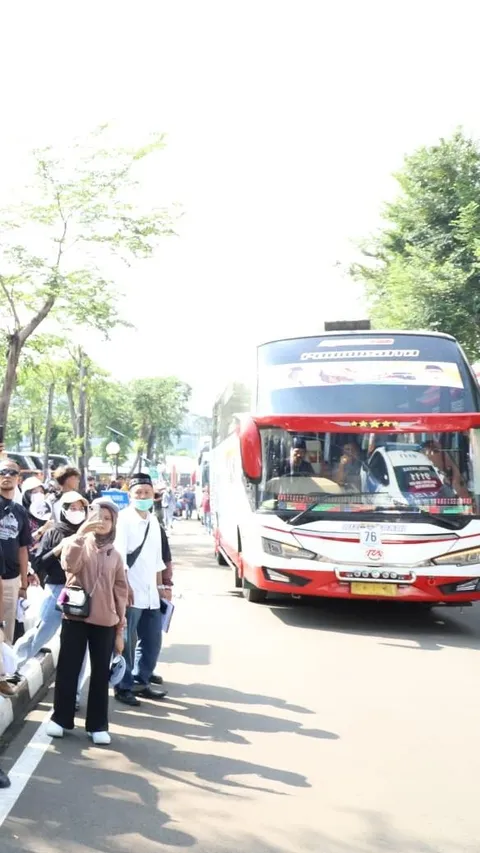 Di inisiasi Andre Rosiade, 150 Bus Pulang Basamo Gagasan Prabowo Berangkatkan 8.000 Pemudik
