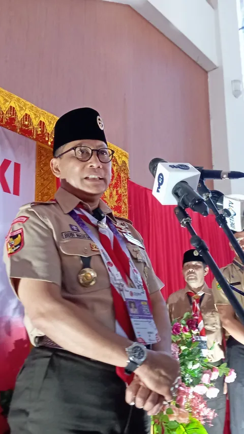 Jokowi Kukuhkan Pengurus Kwartir Nasional Gerakan Pramuka, Budi Waseso Kembali Jadi Ketua